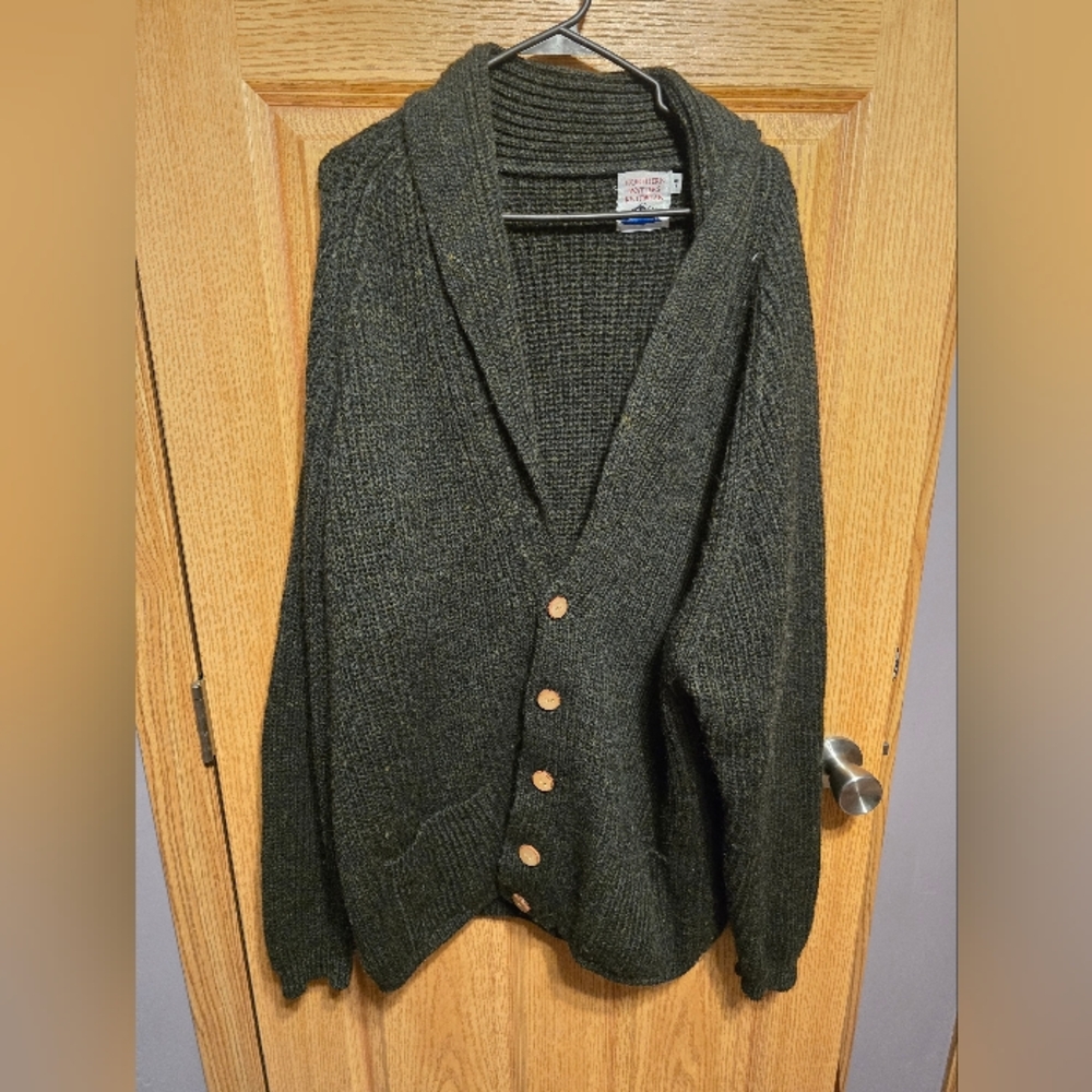 Northern Watters V- Neck Cardigan With Pockets